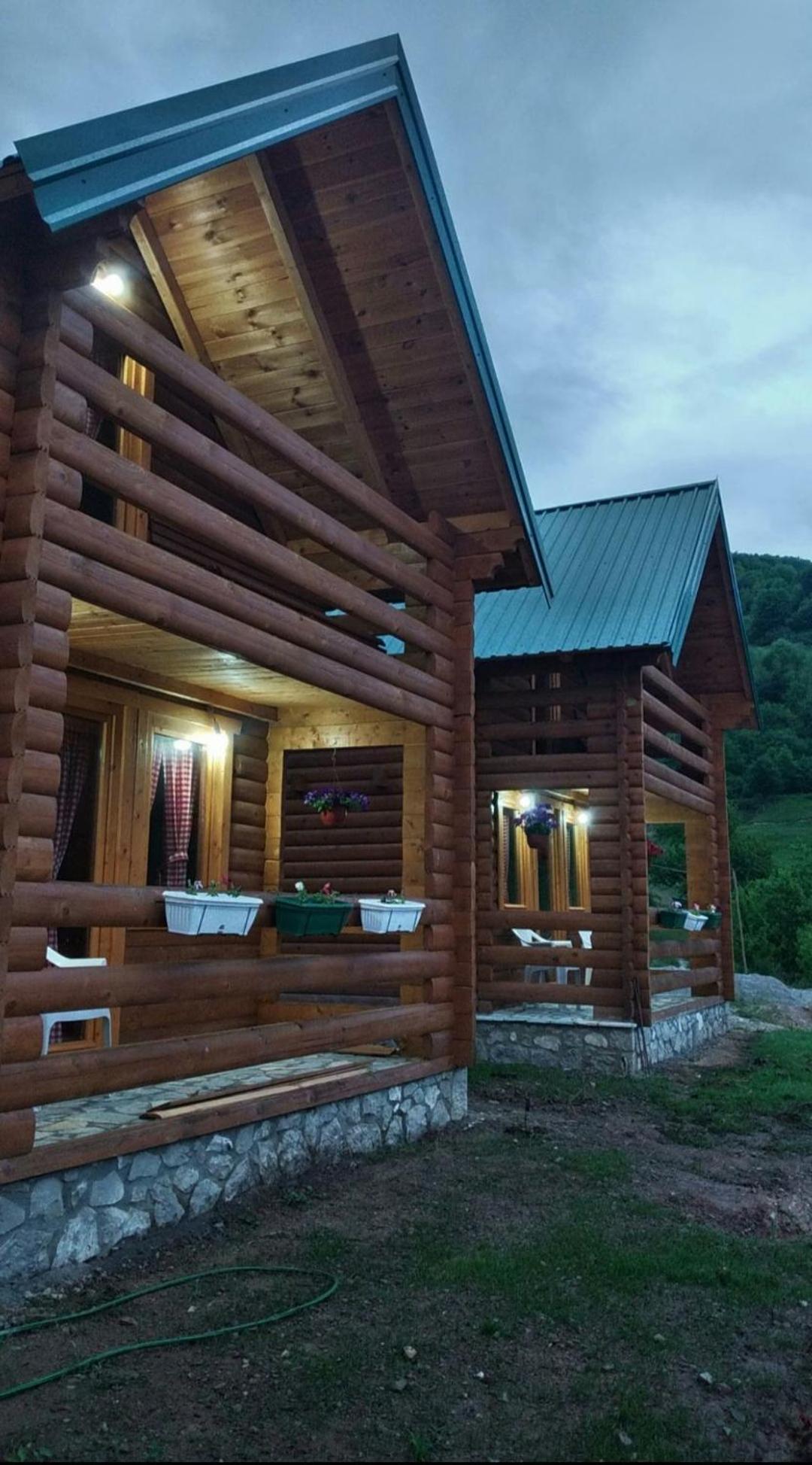 Eco Village Jasavic Плав Екстер'єр фото